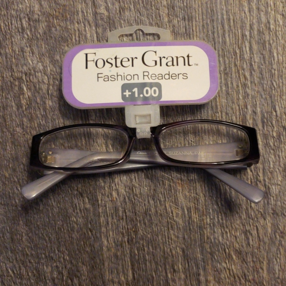 Purple Plastic reading glasses